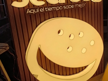aviso panaderia secreto neoacril acrilicos03062026